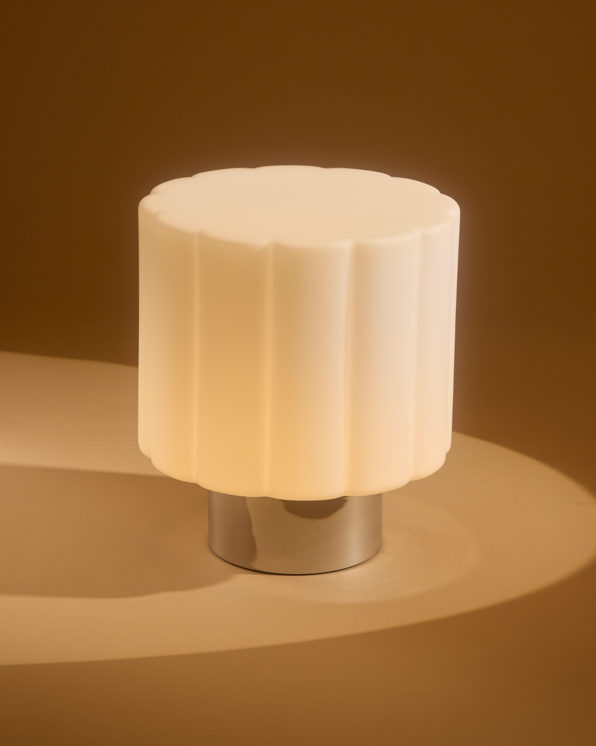 Addison Chrome Metal Base Table Lamp | Brightech