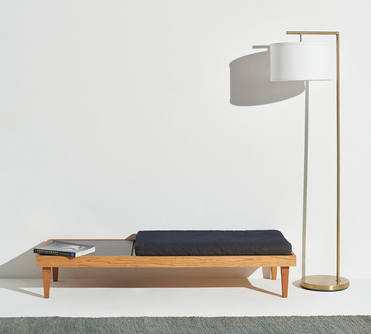 HOW TO USE LIGHTING TO MAKE YOUR ROOM LOOK BIGGER