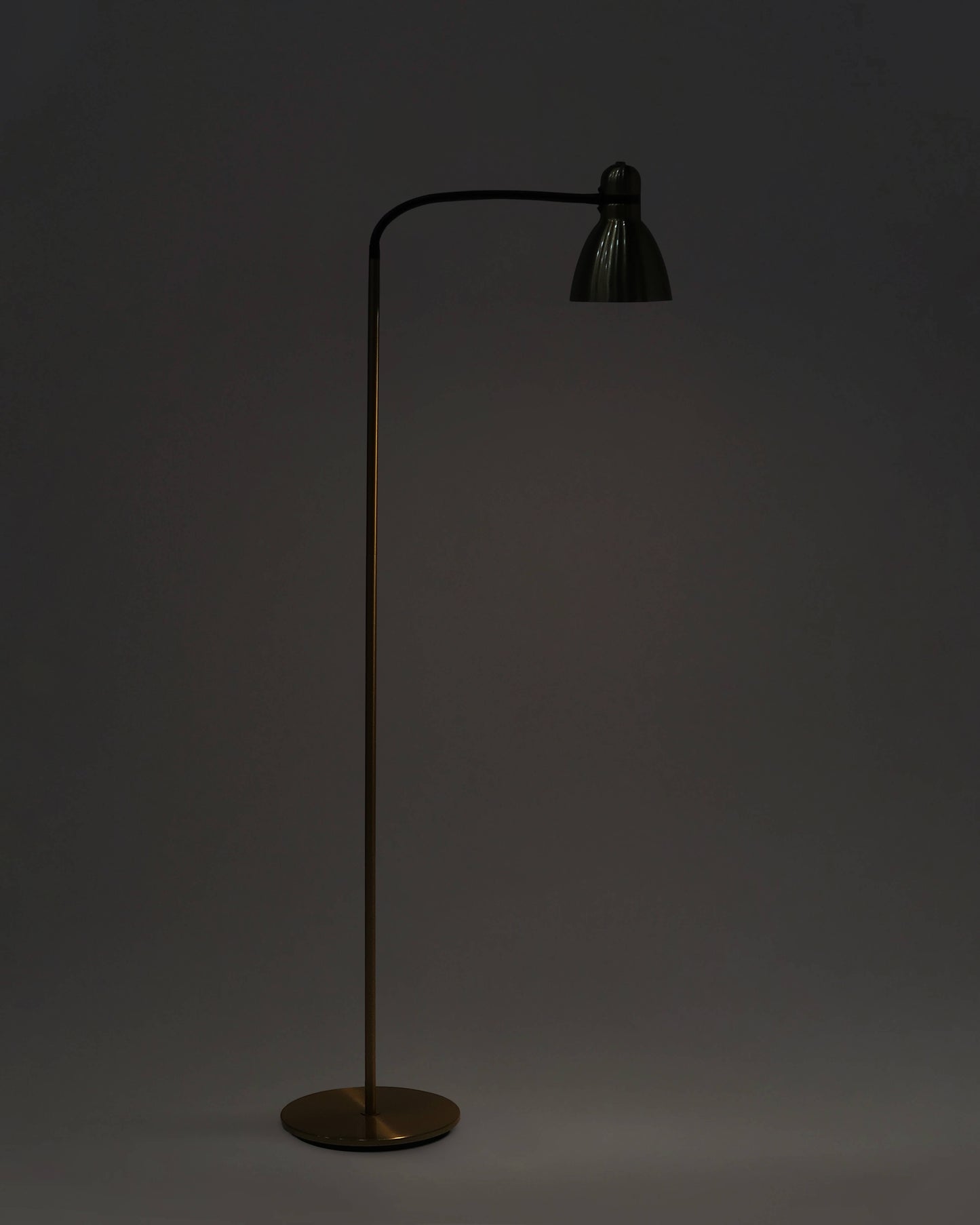 Avery Floor Lamp