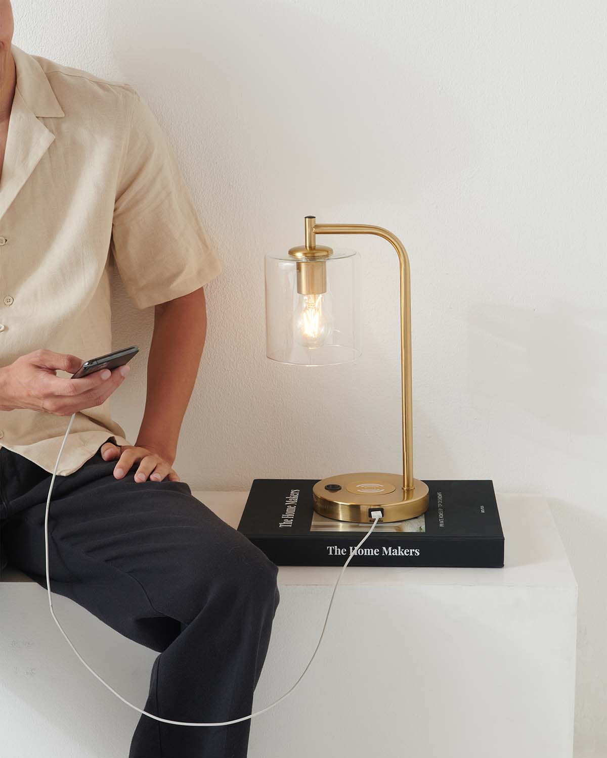 Usb store reading lamp